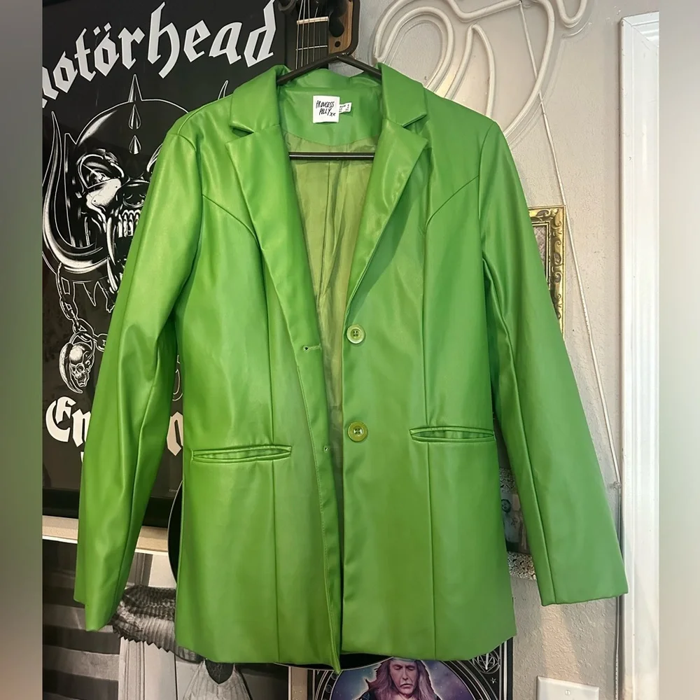 Princess Polly Jenner PU blazer green